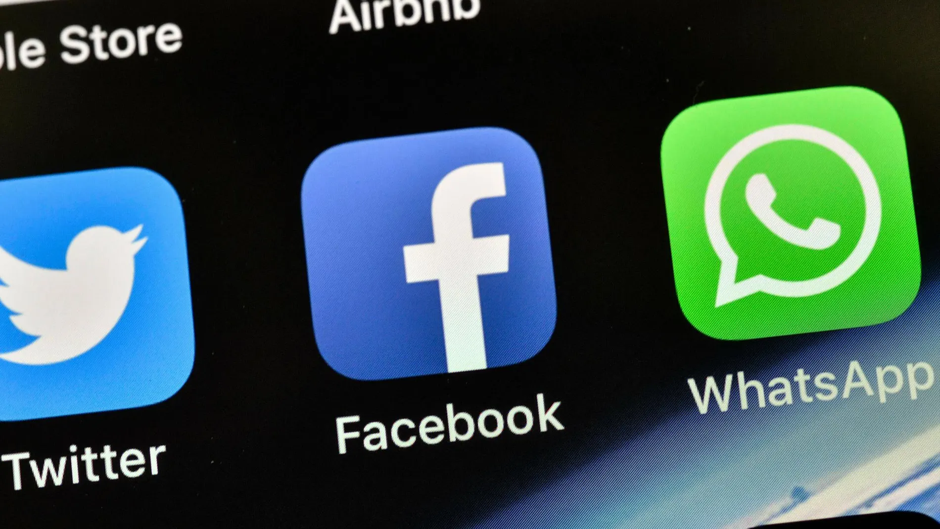 La compañía dio a conocer en 2018 su intención de añadir anuncios en los estados de WhatsApp
