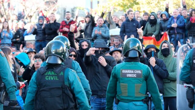 La izquierda abertzale ha intentado boicotear el acto/Fotos: Luis Díaz