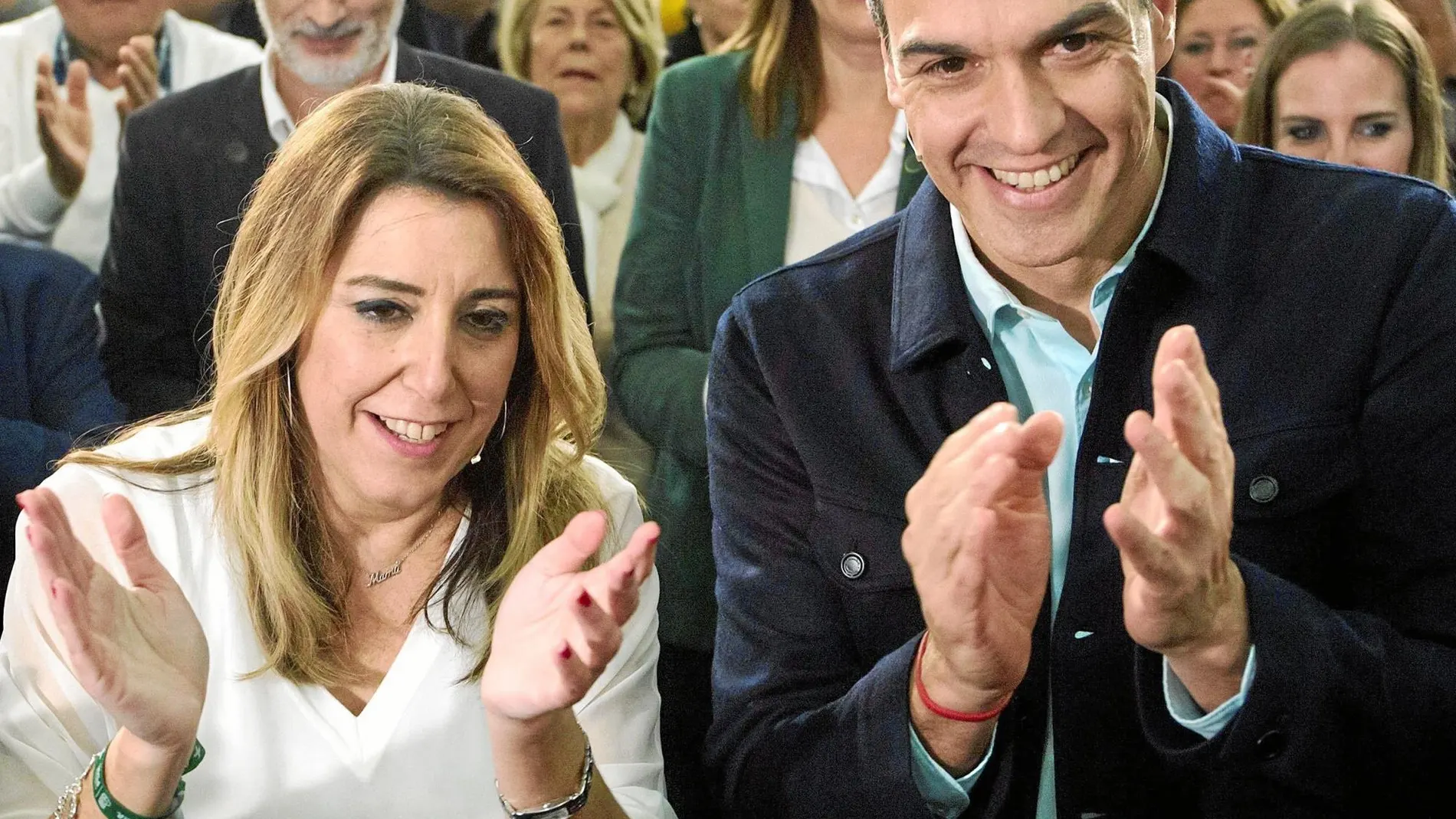 El presidente del Gobierno, Pedro Sánchez, y la presidenta andaluza y candidata Susana Díaz, ayer en Málaga
