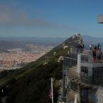 Turistas en una terraza en Gibraltar