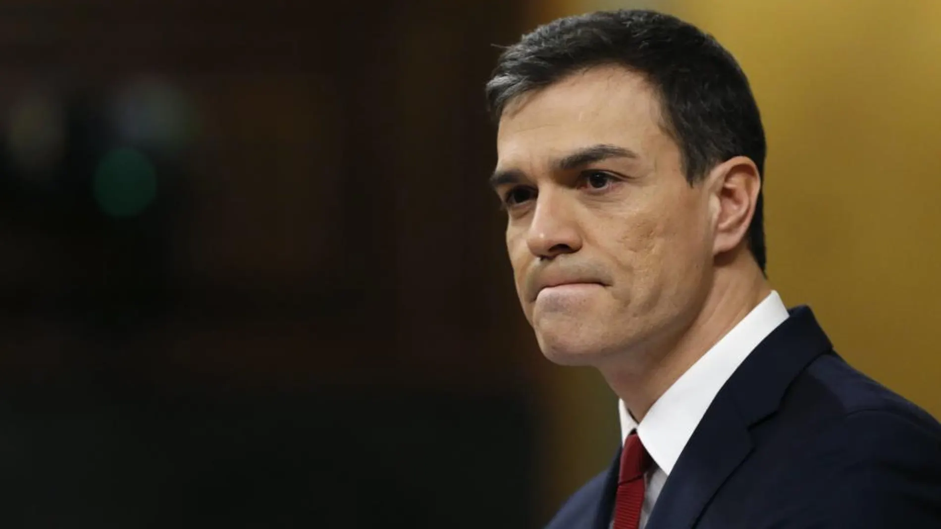 El secretario general del PSOE, Pedro Sánchez, durante su intervención en la primera jornada de la sesión de su investidura, esta tarde en el Congreso de los Diputados.