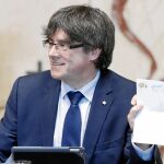 El presidente de la Generalitat, Carles Puigdemont, ayer en la reunión semanal de su gobierno