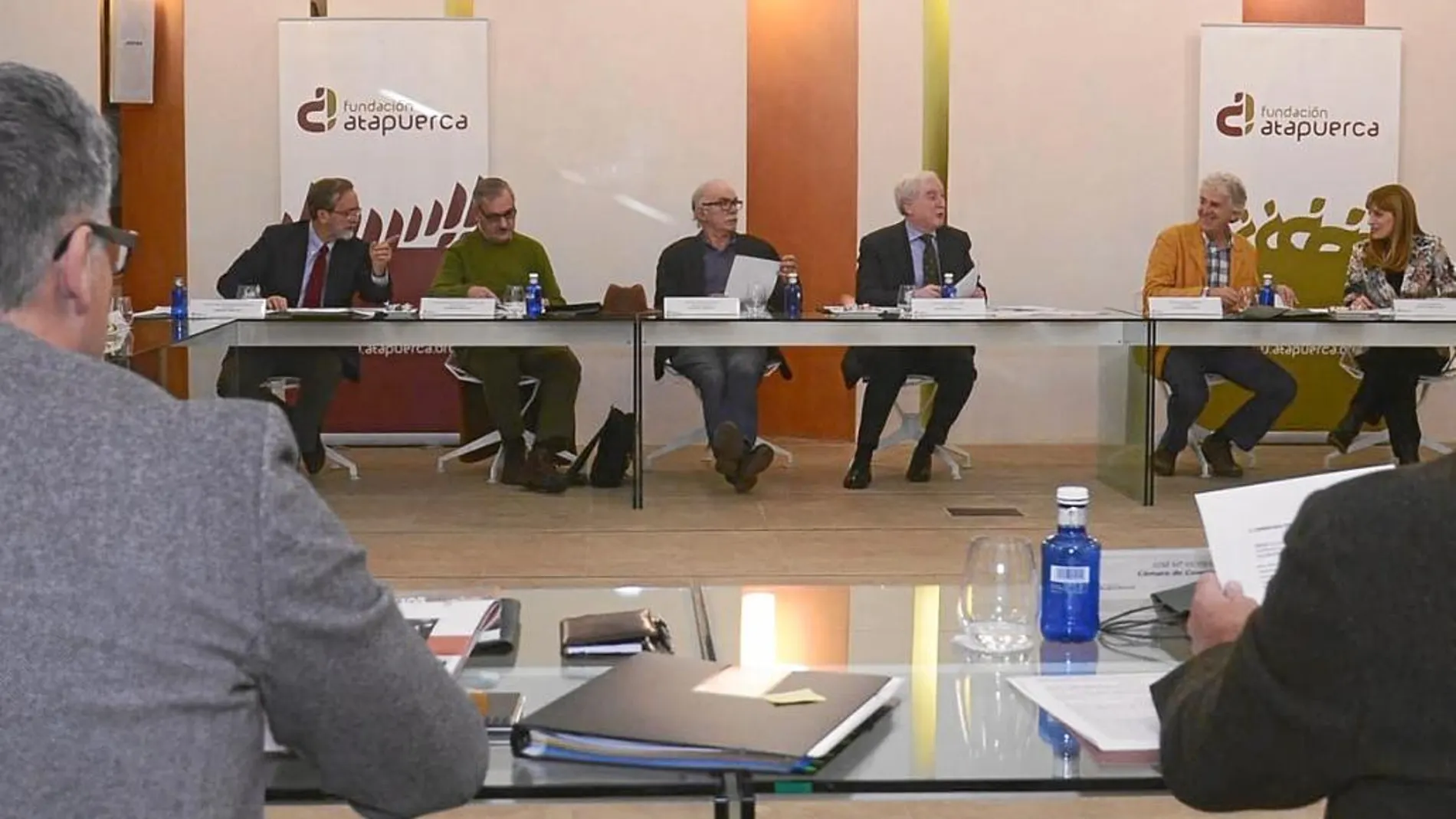 Reunión del Patronato de la Fundación Atapuerca, bajo la presidencia de Antonio Miguel Méndez Pozo