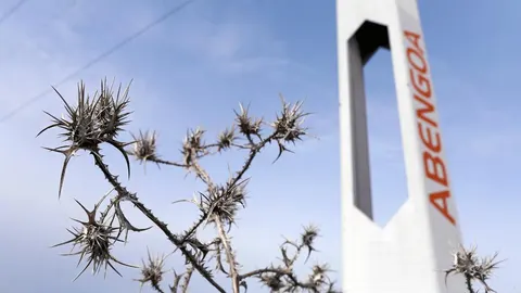 Abengoa podría obtener más de 500 millones en desinversiones