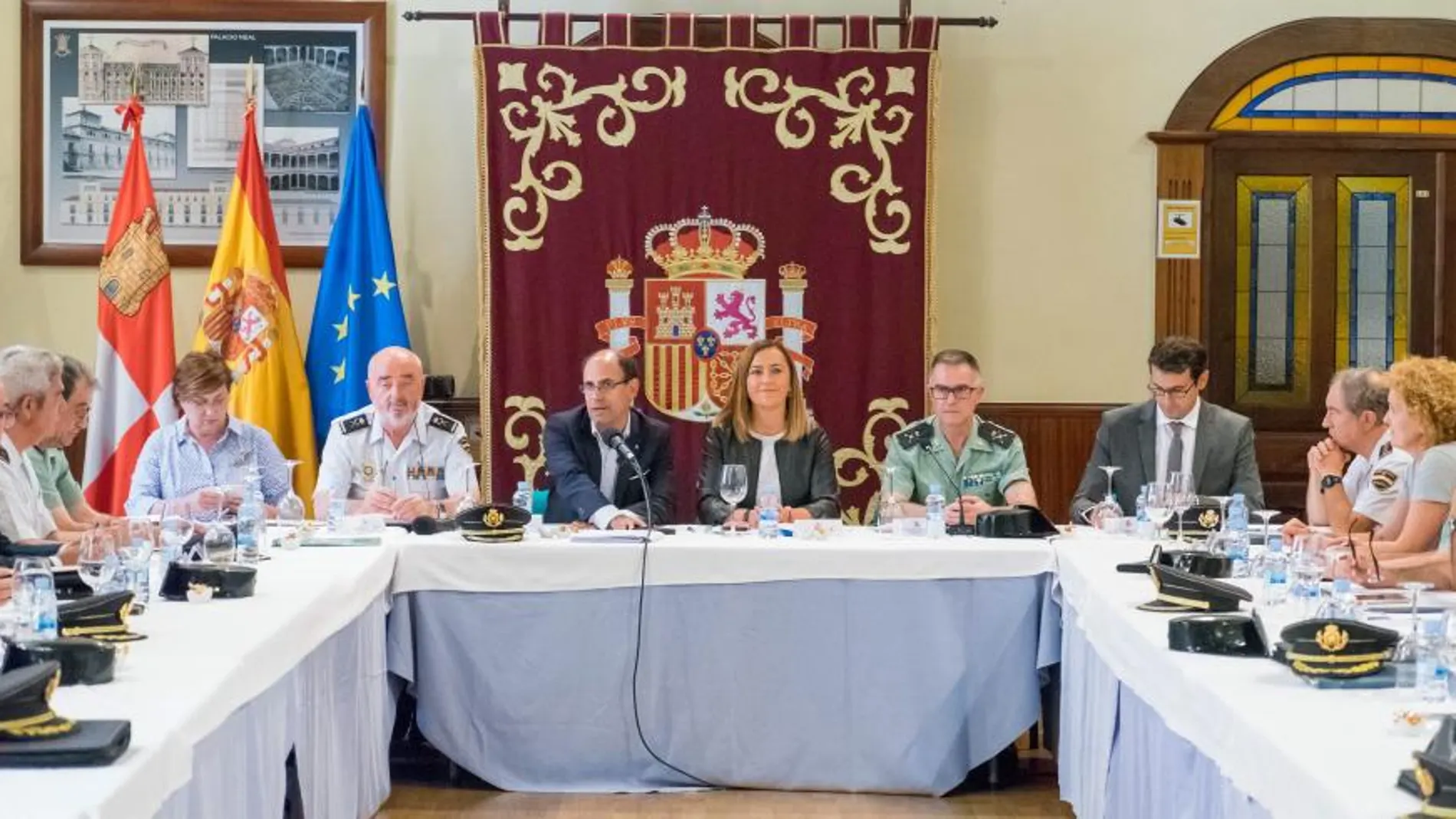 Virgina Barcones preside la Comisión de Asistencia a la Delegada celebrada en el Palacio Real de Valladolid