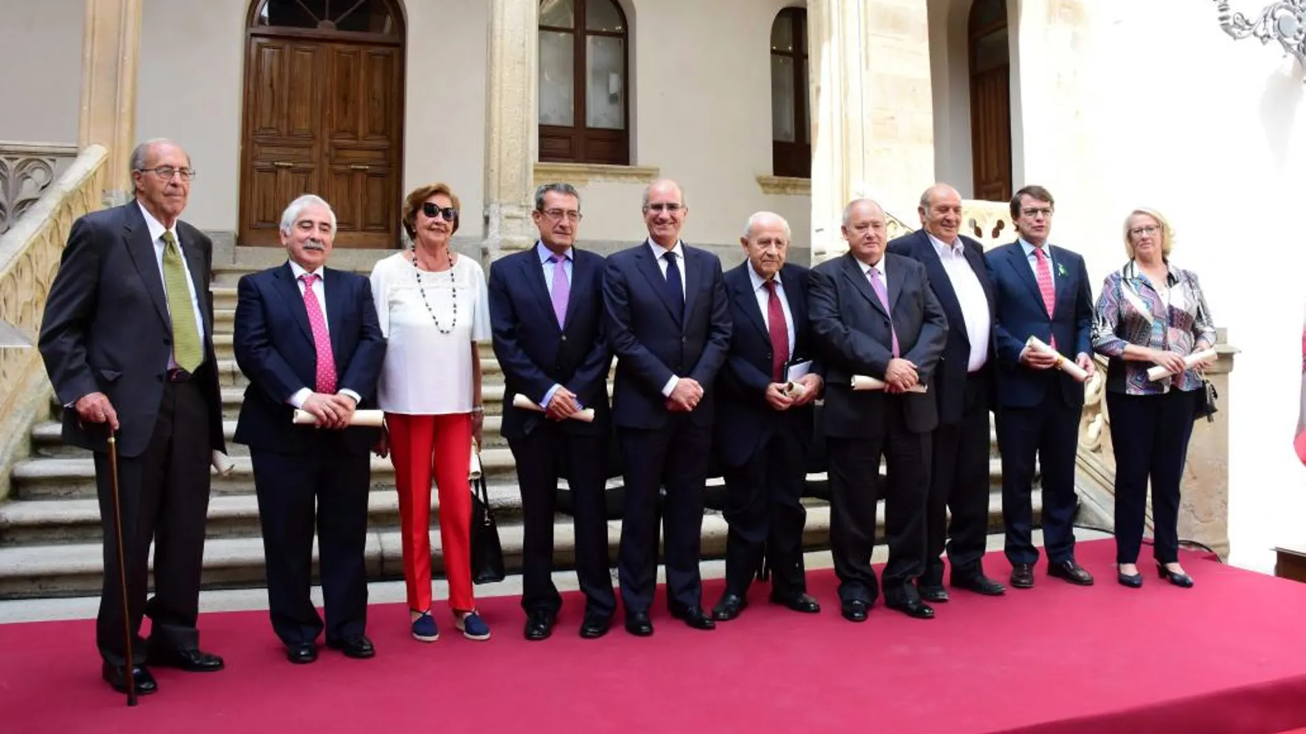 Foto de Familia de los presidentes de la Diputación de Salamanca en Democracia