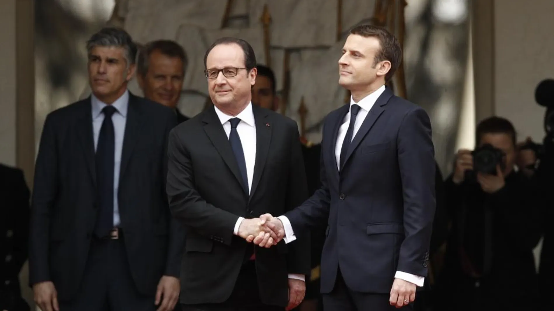 Francois Hollande recibe Emmanuel Macron