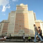 El grupo Baraka no ha podido cerrar formalmente la adquisición del Edificio España a Wanda