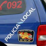 Los agentes han detenido a la hija de la mujer acusada de un presunto delito de violencia en el ámbito familiar.
