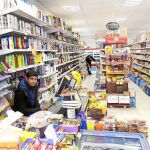Los asaltantes robaban diversos productos de los establecimientos de extranjeros
