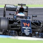 Fernado Alonso «salió corriendo» de Ferrari para meterse en un McLaren