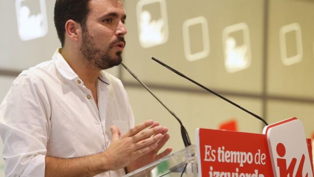 Alberto Garzón, durante la rueda de prensa que ha ofrecido esta mañana en la sede del partido.