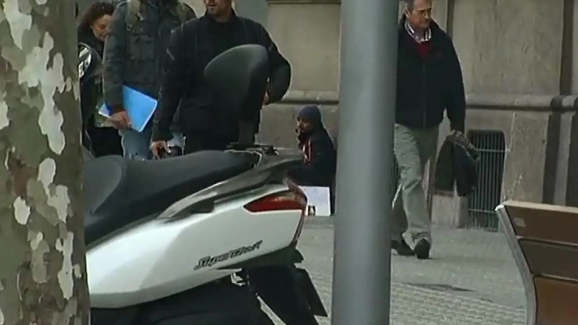 Aumentan los mendigos multados en las calles de Barcelona