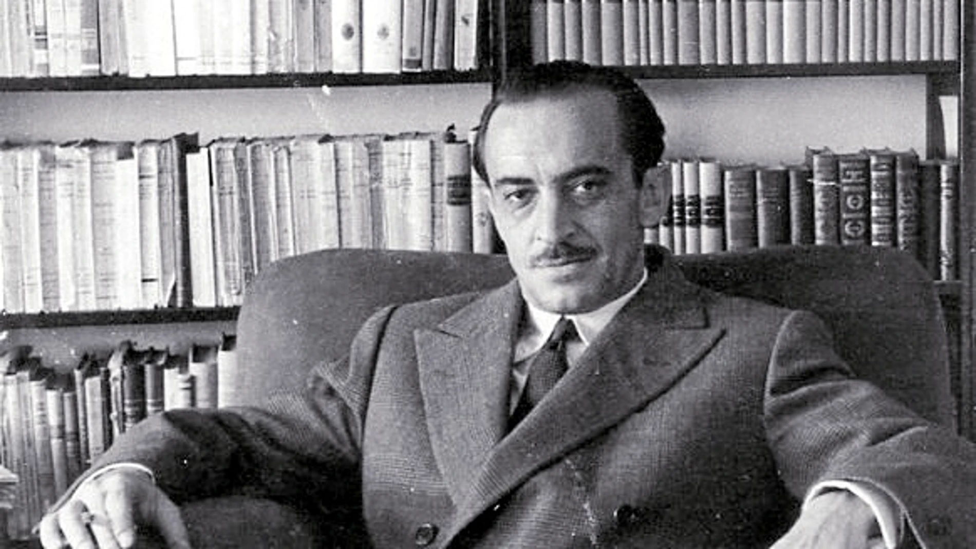 El escritor Ignacio Agustí fue el autor de la exitosa serie de novelas iniciada con «Mariona Rebull»