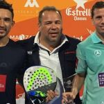 Sanyo Gutiérrez y Paquito Navarro, con el título en Miami
