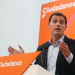 Albert Rivera durante la rueda de prensa posterior a la reunión del Comité Permanente celebrada hoy. EFE/Fernando Alvarado