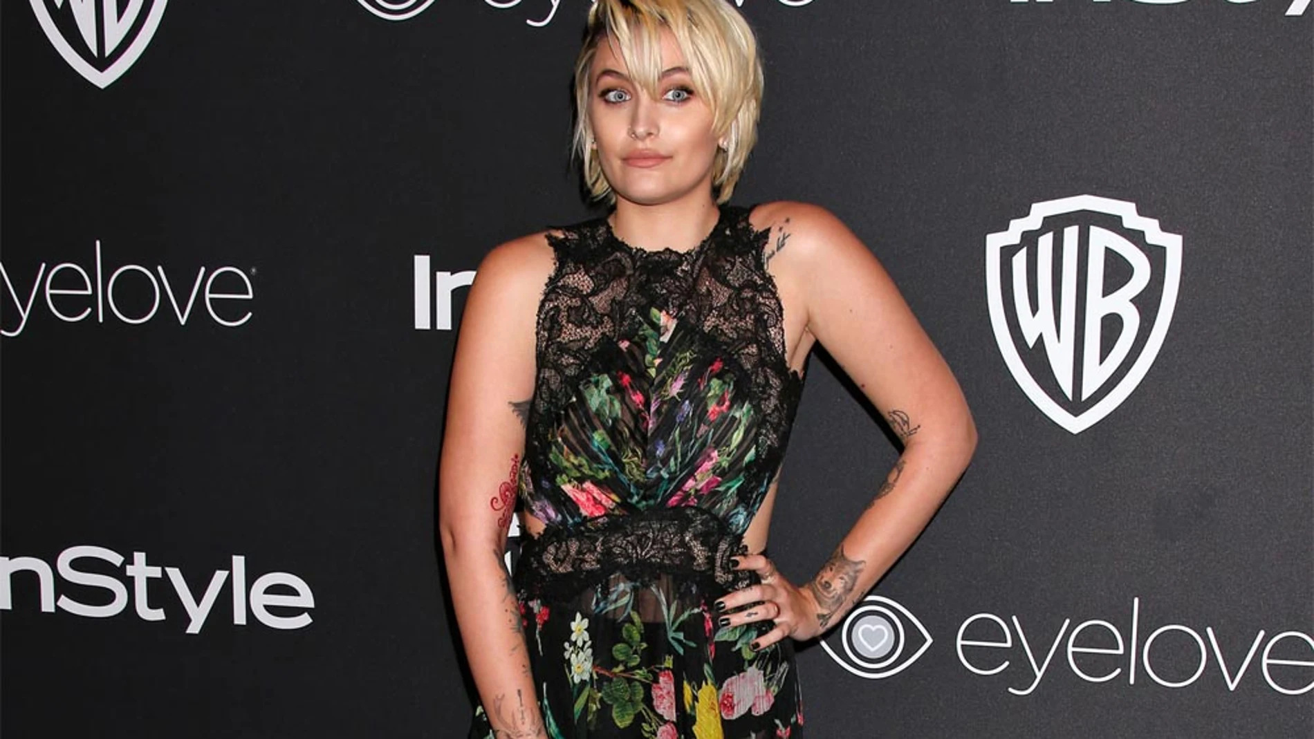 Paris Jackson firma con el mánager de Rod Stewart