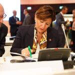 La ministra italiana de Defensa, Elisabetta Trenta (d), asiste a una reunión informal de ministros de Defensa de la Unión Europea (UE) en Viena (Austria) hoy / Foto: Efe