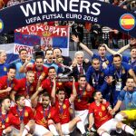 La Selección española posa con el título de campeón de Europa de fútbol sala
