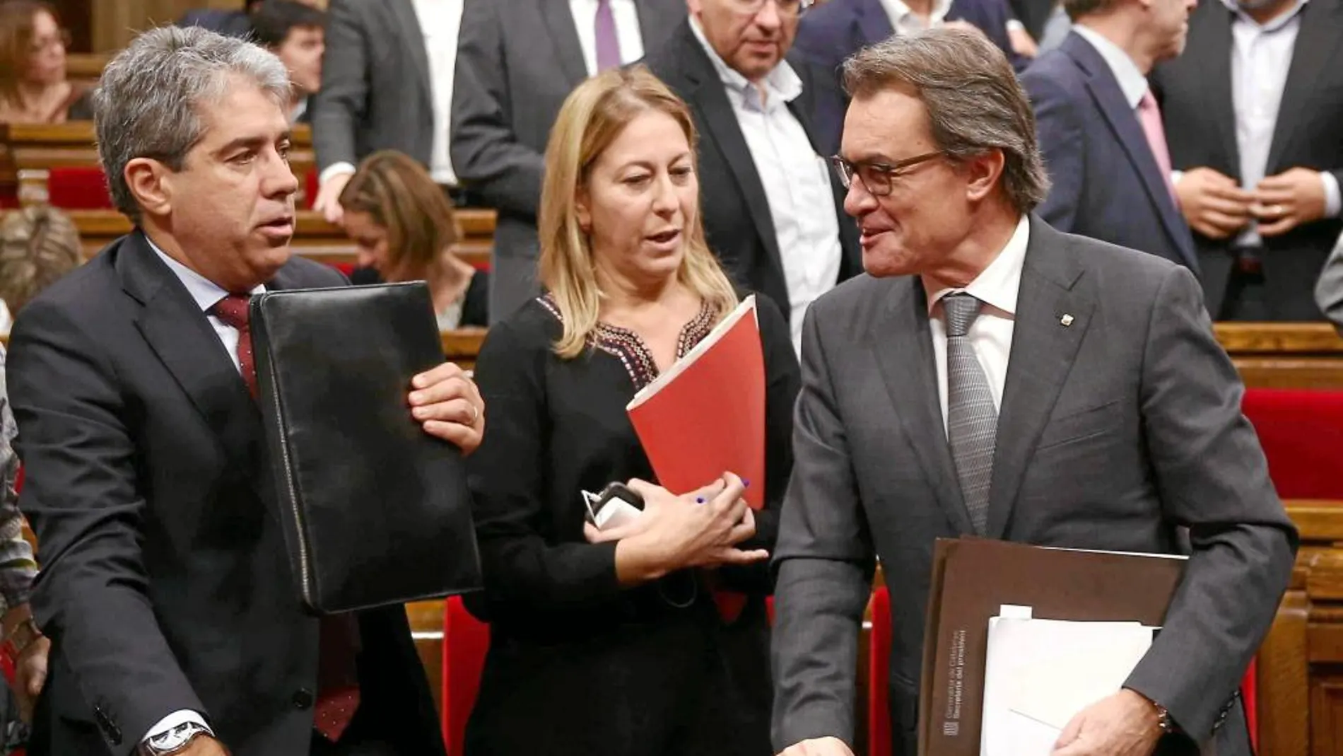 Francesc Homs ve la investidura de Artur Mas «más cerca», igual que Albiol (PP) y Duran (Unió)