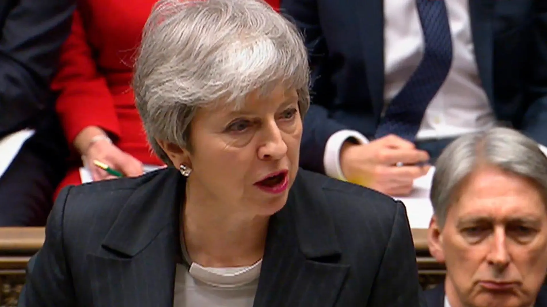 Theresa May, durante una sesión de control en el Parlamento