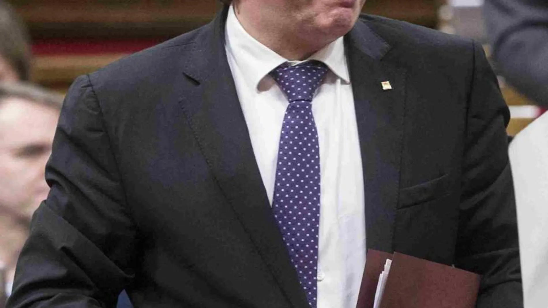 El presidente de la Generalitat de Cataluña, Carles Puigdemont, ayer en el Parlament.