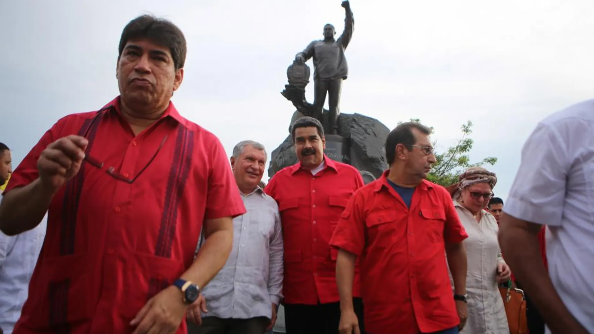 Nicolás Maduro en la inauguración de la estatua de Hugo Chávez regalada por Rusia