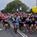 El keniano Erikus Titus pulverizó el récord masculino del Zurich Maratón de Sevilla tras parar el crono en 2:07:43 y superando a casi 14.000 participantes