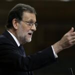 «Fracturar España sin dialogar»