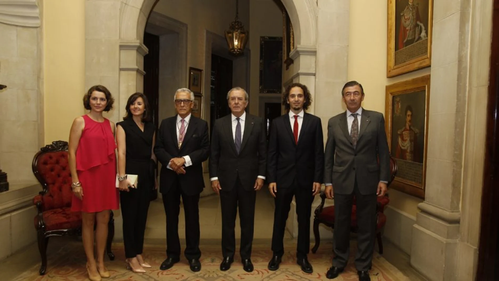 Los premiados, ayer en la sede de la Real Maestranza de Caballería de Sevilla