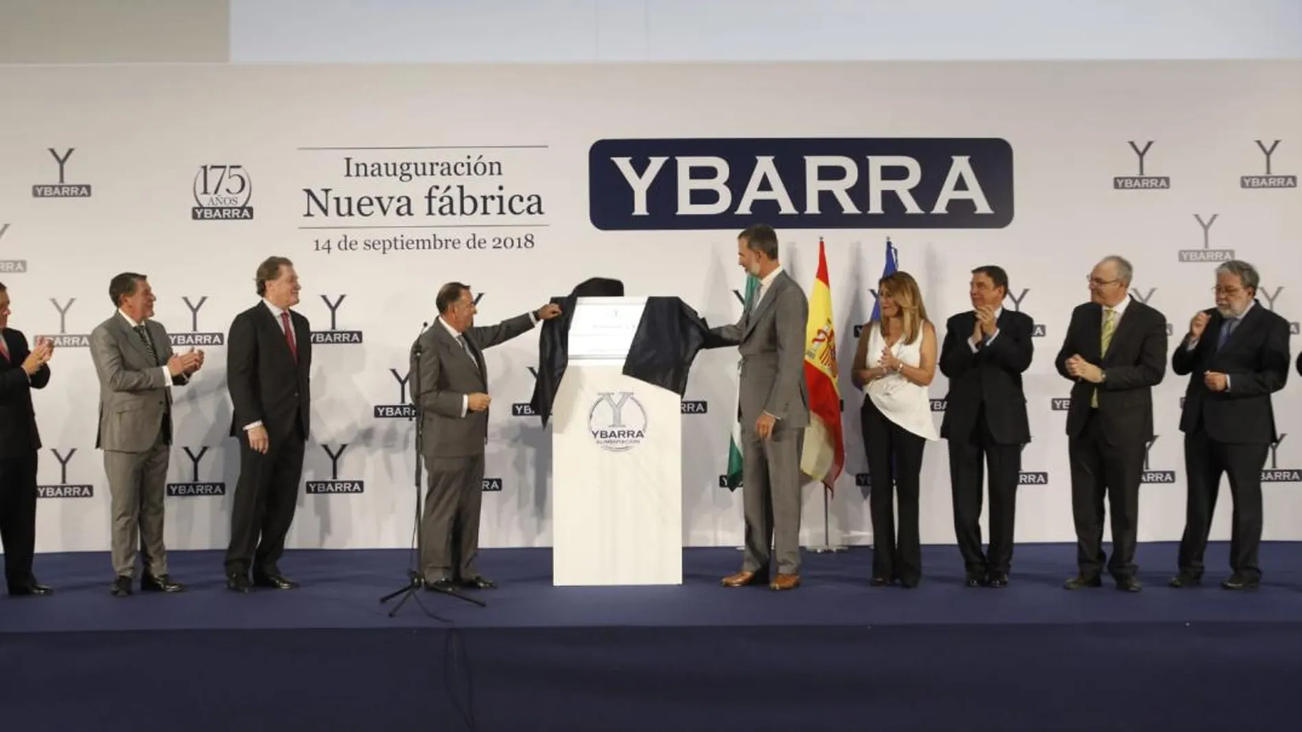 Felipe VI inaugura la nueva factoría de Ybarra en Dos Hermanas