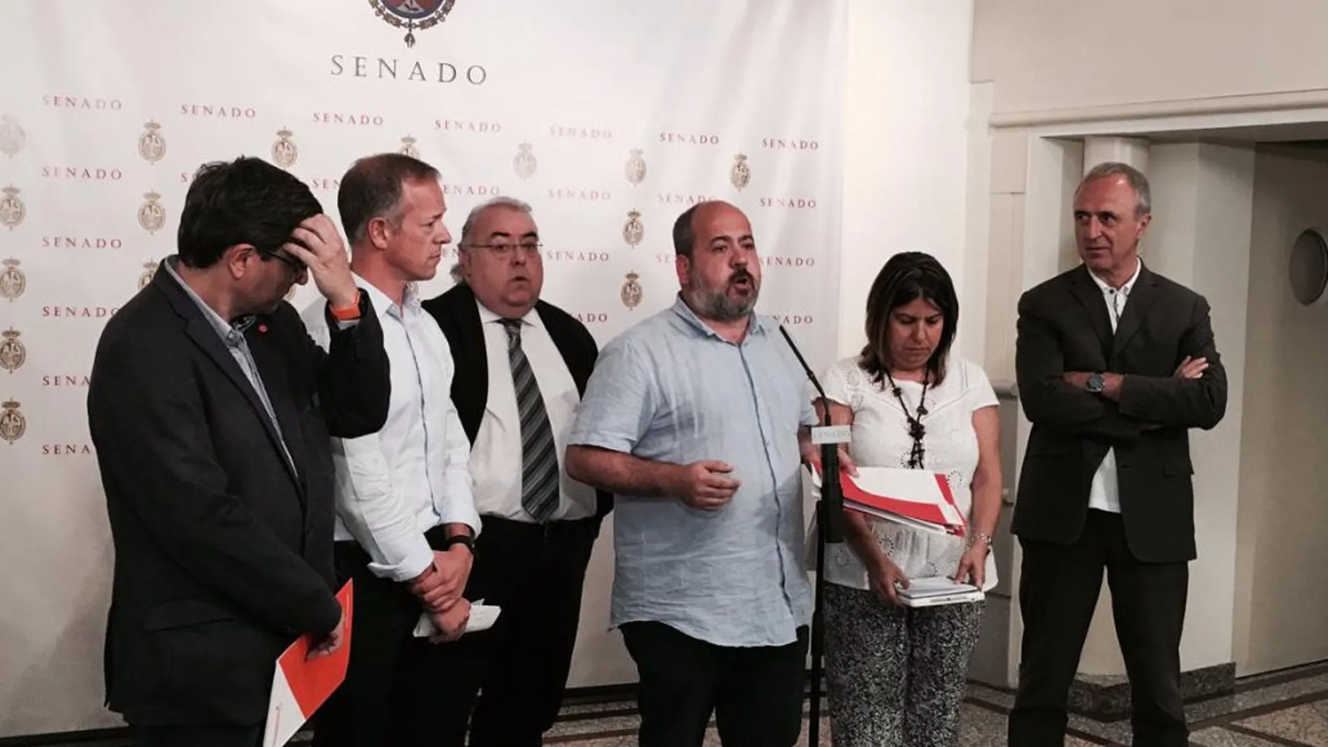 Rueda de prensa conjunta de la oposición en el Senado