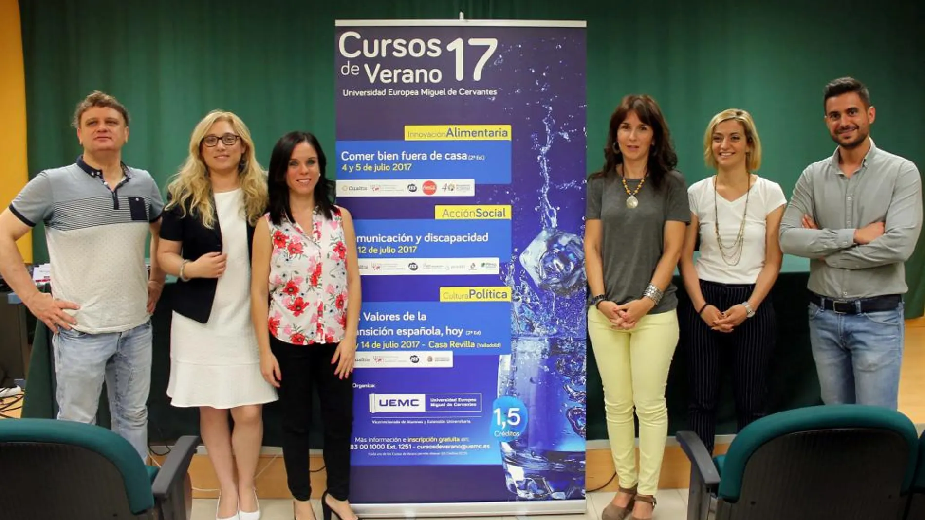 De izquierda a derecha, los directores de los Cursos de Verano, Miguel Ángel Quintana, Mª Cruz Rey y Mª del Mar Soria, la Vicerrectora de Alumnos y Extensión Universitaria, Cristina Gómez, y la directora y el coordinador del Servicio de Proyección Institucional y Cultural, Laura Sordo y Miguel Ángel Díaz