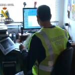 La Guardia Civil se ha incautado además de numeroso material informático