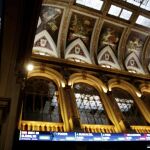 Paneles informativos de la Bolsa de Madrid