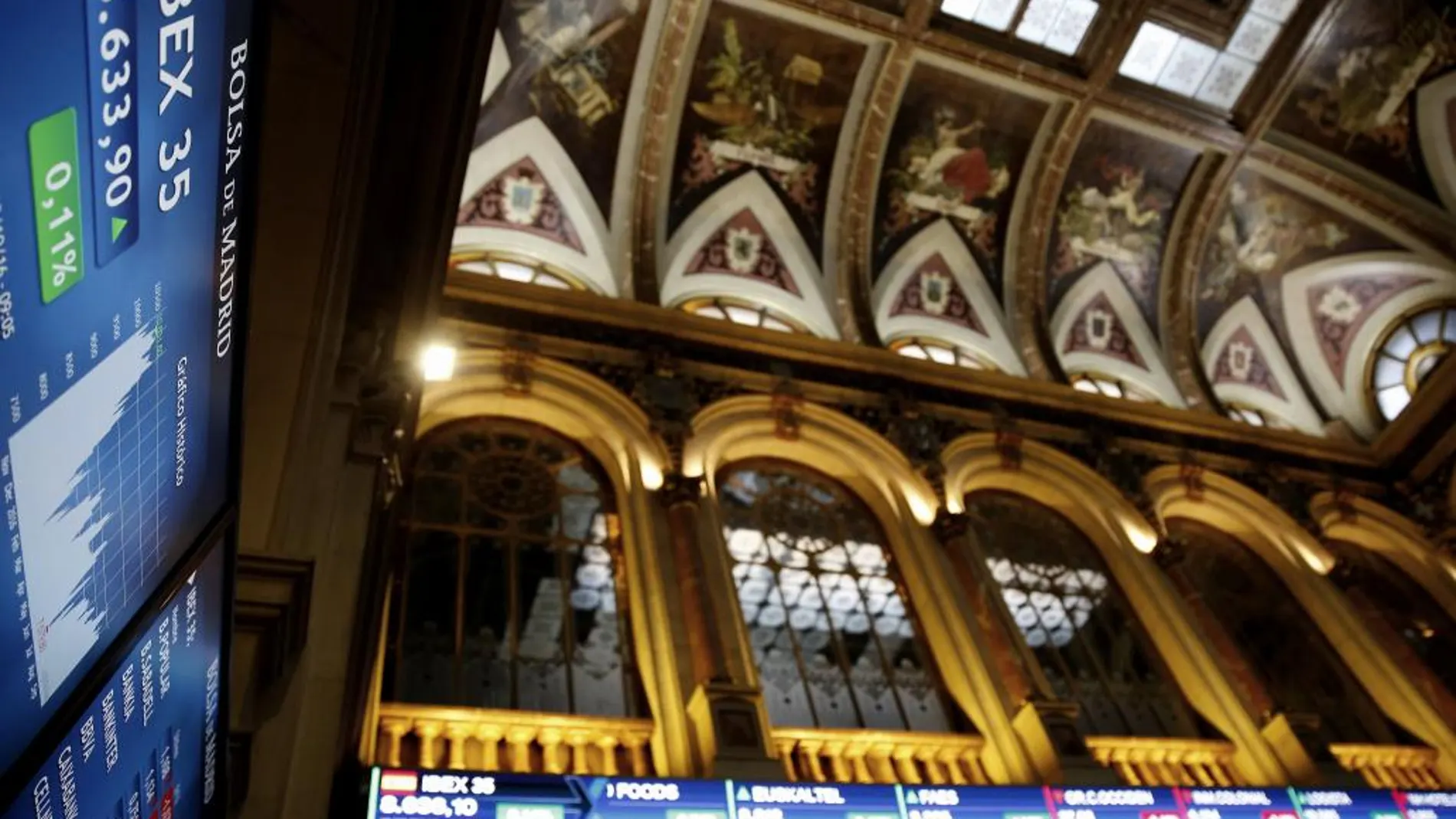Paneles informativos de la Bolsa de Madrid