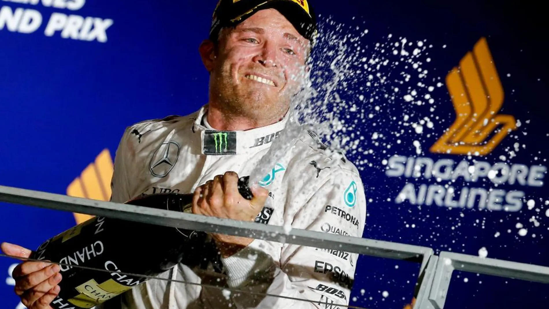 Nico Rosberg celebra su victoria en el Gran Premio de Singapur.