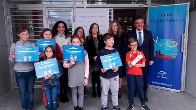 Play Energía anima a los alumnos de tercero y cuarto de primaria a pensar cómo sería su ciudad del futuro, una ciudad que funcionará de manera inteligente, utilizando soluciones innovadoras para darle un uso más eficiente a la energía que consumimos. Más de 52.000 alumnos han participado en las actividades de Endesa Educa en el curso 2017-18 / Foto: La Razón