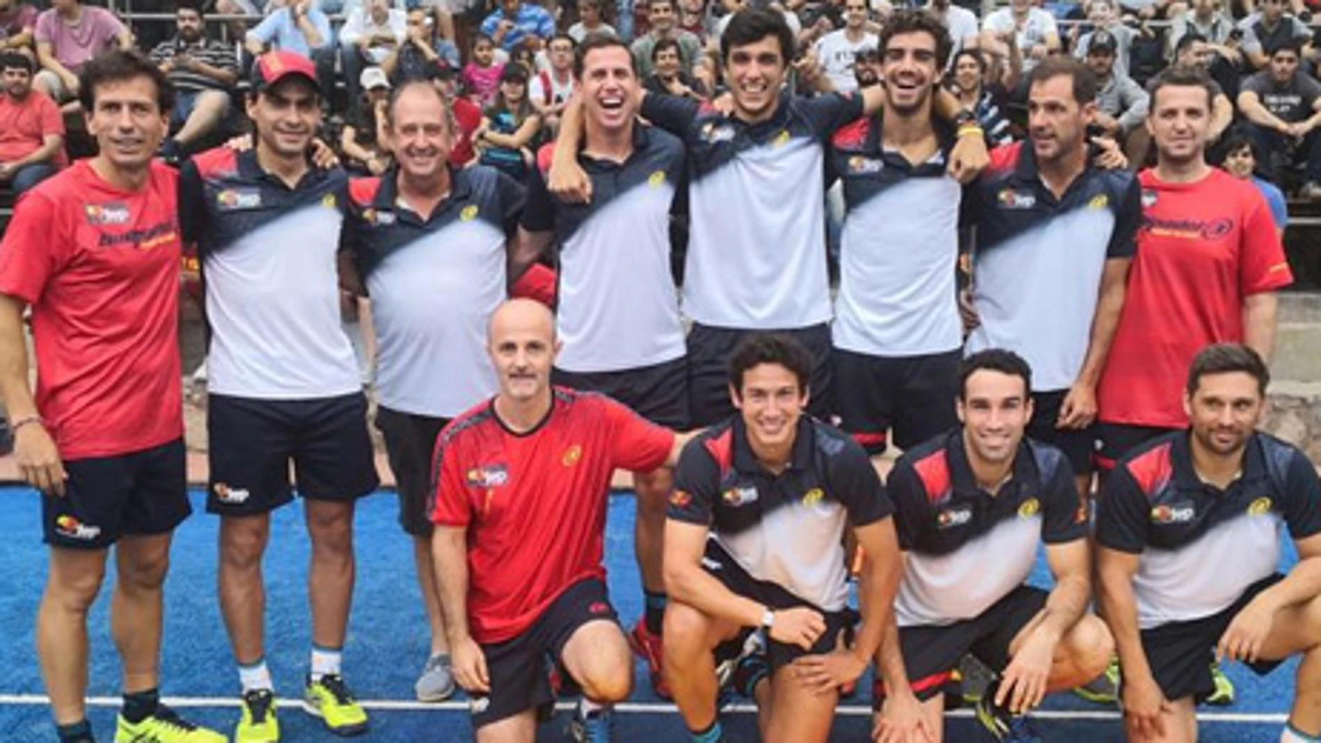 Equipo masculino en la ronda de cuartos