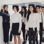 La exposición, comisariada por Margarita Aizpuru, gira en torno a la posición de la mujer en la sociedad