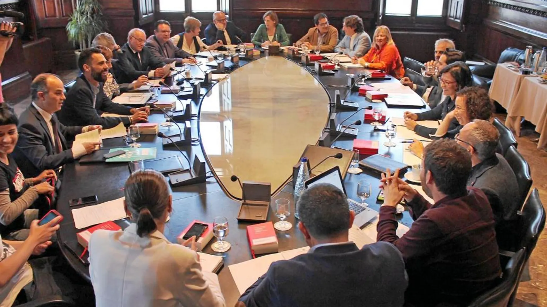 Imagen de la reunión de ayer de la Junta de Portavoces en el Parlament