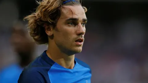 El francés Antoine Griezmann en el encuentro amistoso celebrado ayer con su selección contra Paraguay
