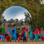 La escultura «Enlighetened Universe»