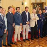 El alcalde Óscar Puente y el presidente de la Fundación Banco de Alimentos de Valladolid, Jesús Mediavilla, presentan la Caminata, junto a los representantes de las entidades colaboradoras