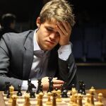 La FIDE se revuelve contra Carlsen y le exige pruebas para poder investigar a Niemann: “Había mejores formas”