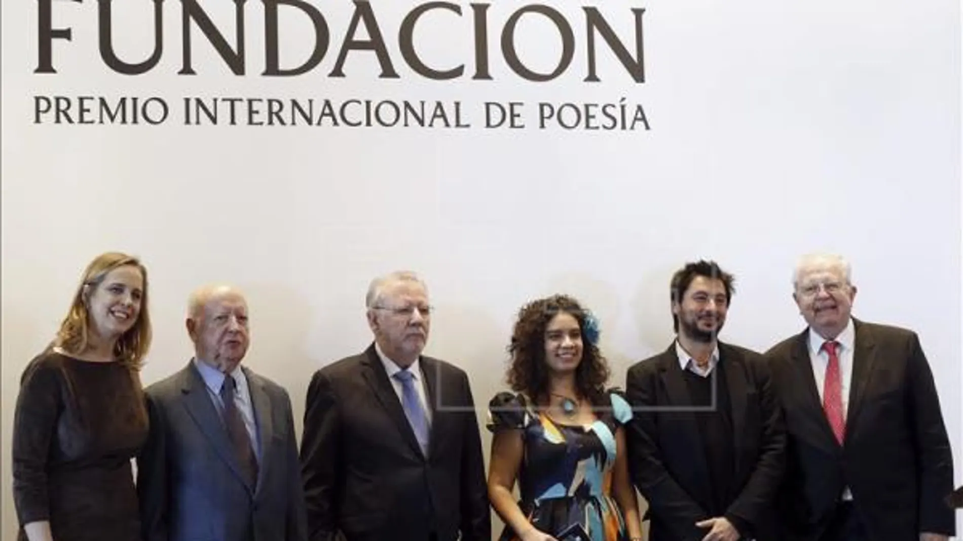 ¿No cantan los poetas españoles de ahora?