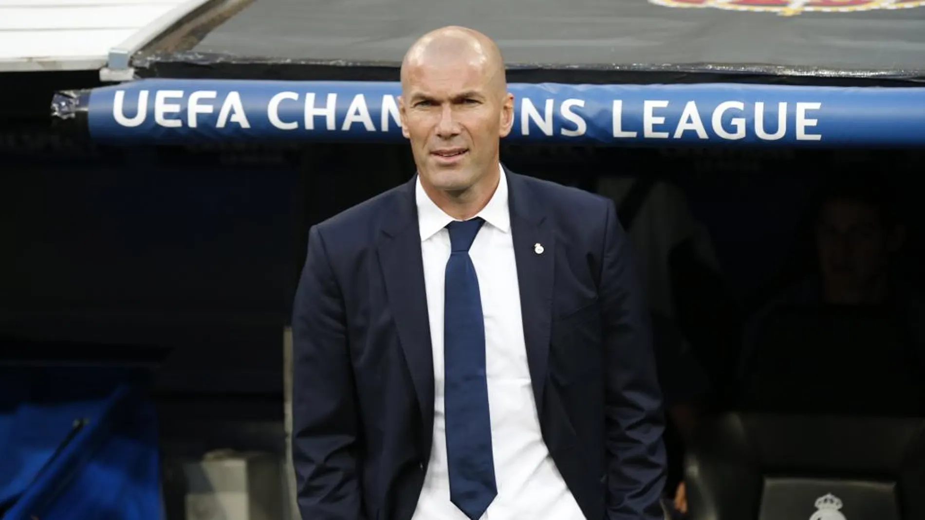 El entrenador del Real Madrid, Zinedine Zidane, durante el partido que enfrentó a su equipo al Bayern de Munich esta semana