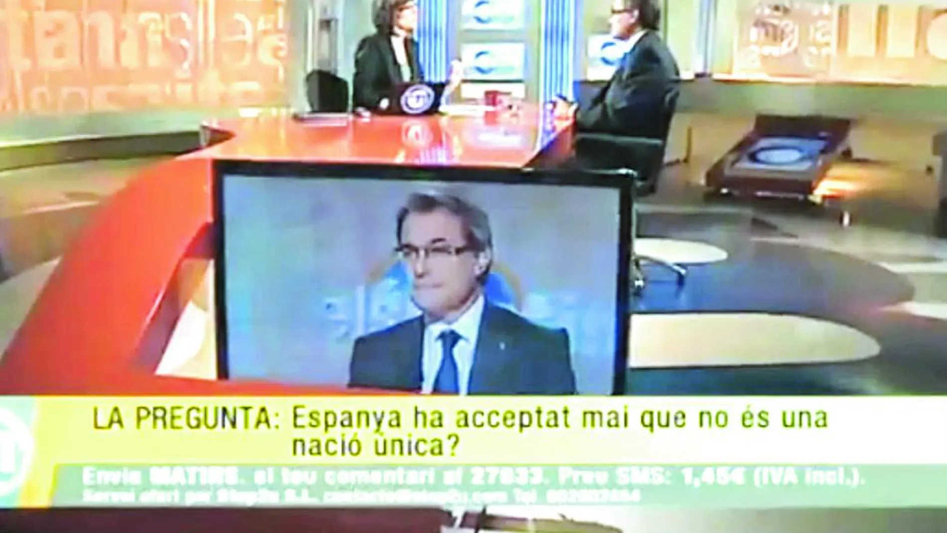 «Els Matins» plantea cada día una pregunta a sus telespectadores. En la imagen, un ejemplo.
