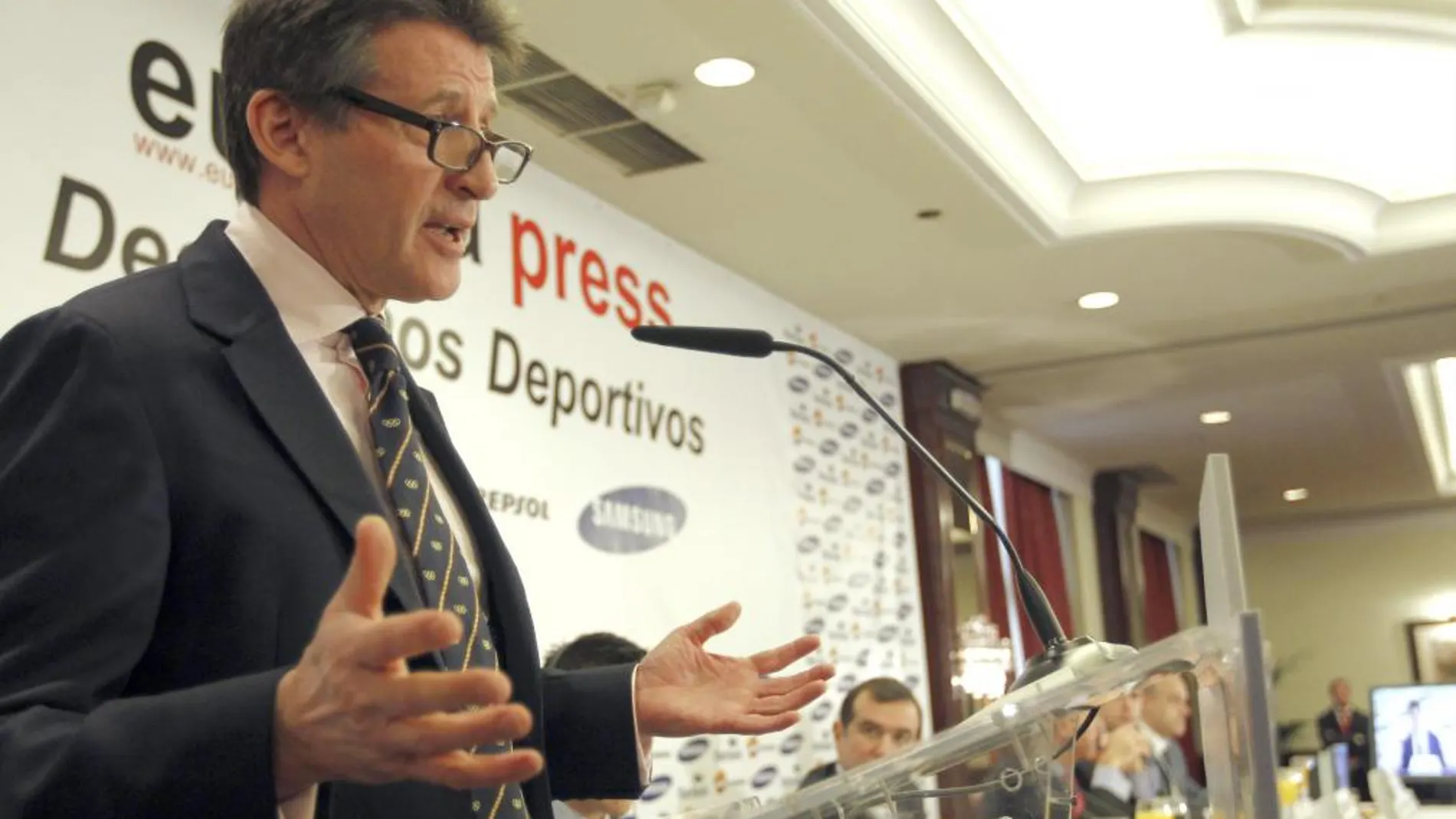 El exatleta Sebastián Coe, que presidió tanto la candidatura como el comité organizador de Londres 2012, durante su participación en el desayuno organizado por Europa Press