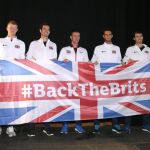 El equipo británico de tenis de Copa Davis: el capitán Leon Smith, en centro junto a Kyle Edmund, Andy Murray, James Ward y Jamie Murray